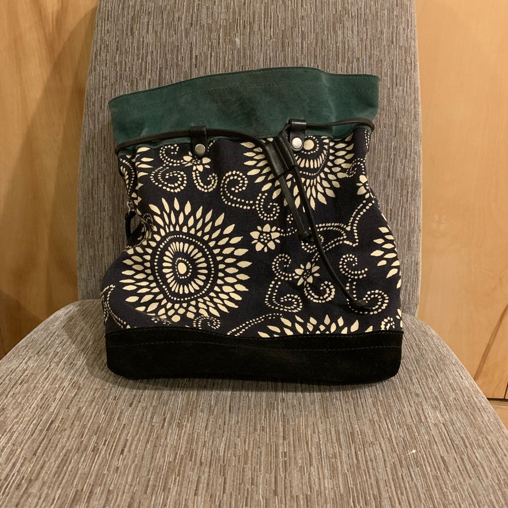 Used Luck Brand black/green/white bucket bag back pack purse floral print
